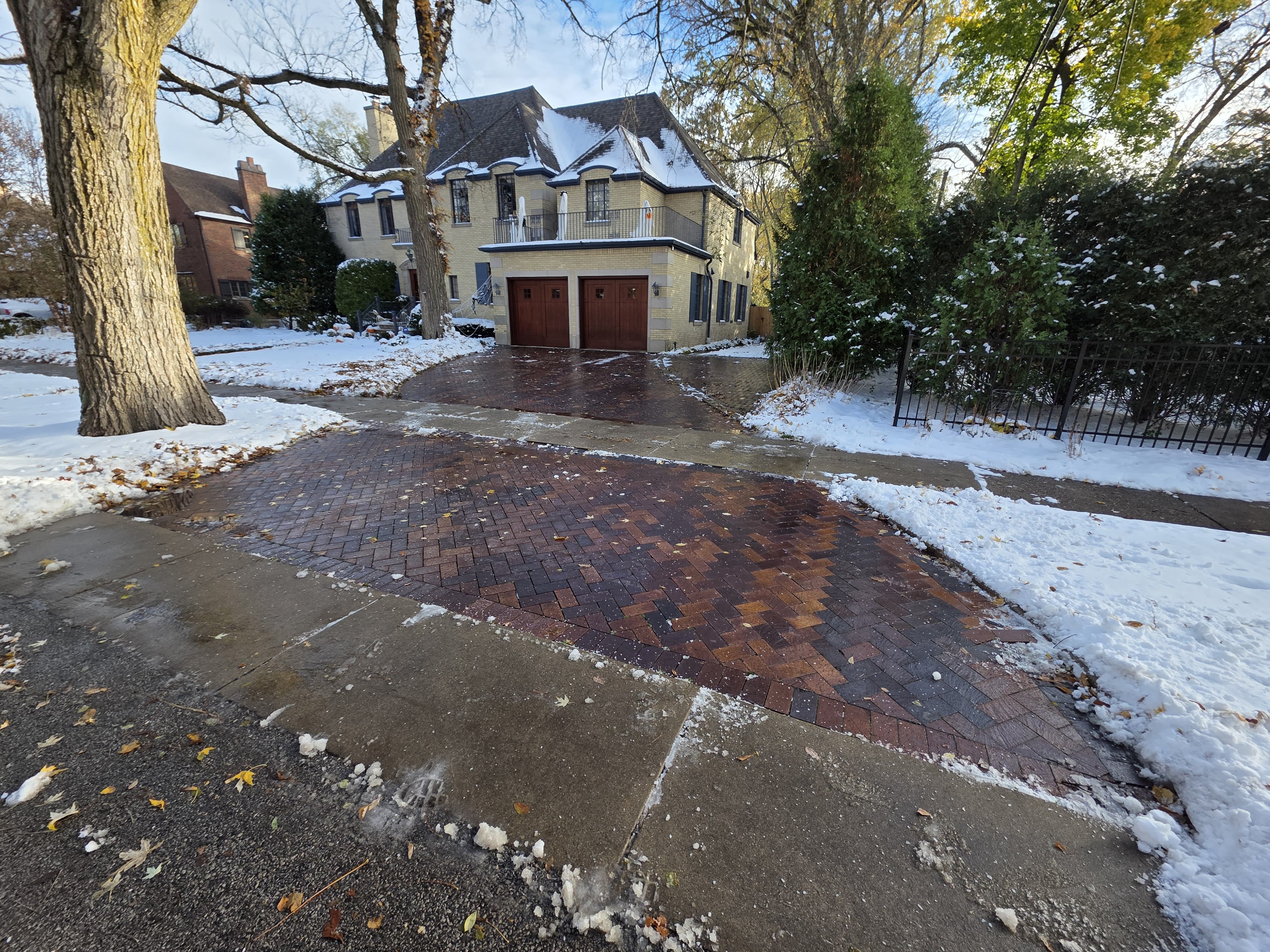 Paver driveway snow clearing Evanston